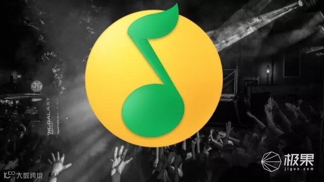 这只灰色“马卡龙”,是我们用过最有人味儿的智能音箱