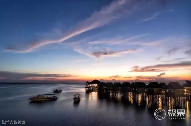 魔声 Backfloat 蓝牙音箱