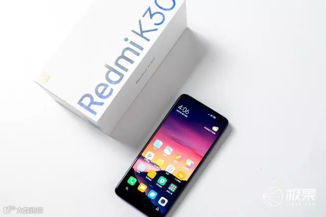 1999买双模5G!RedmiK30评测:提前剧透明年旗舰大战!