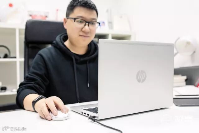 首款13寸双硬盘轻薄本,办公更高效!科技大佬都对它爱不释手|惠普战66二代体验