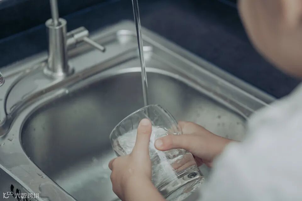 352K10厨下式反渗透净水器