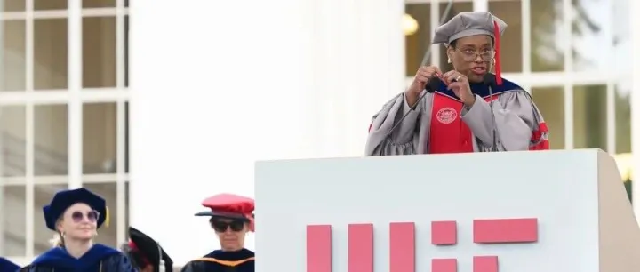 Melissa Nobles校长在麻省理工2025本科生毕业典礼上的演讲