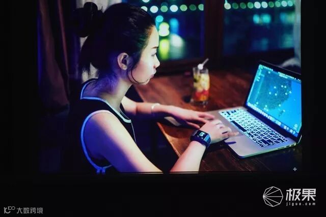 爱普生(Epson)3LCD智能投影机