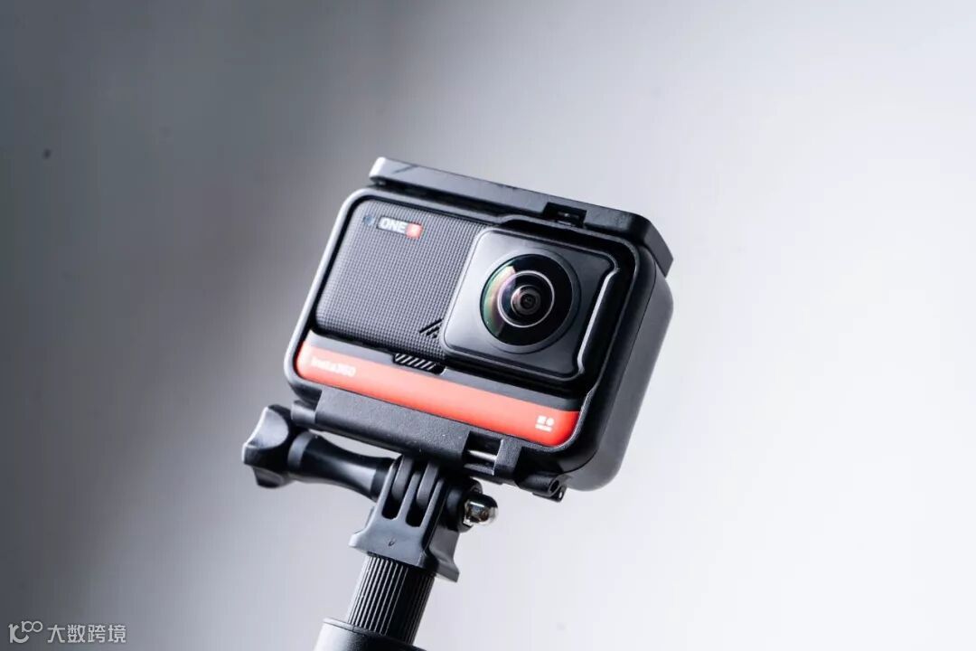 相机也有“组装”的?小长假最强vlog神器来了!还能合体无人机……