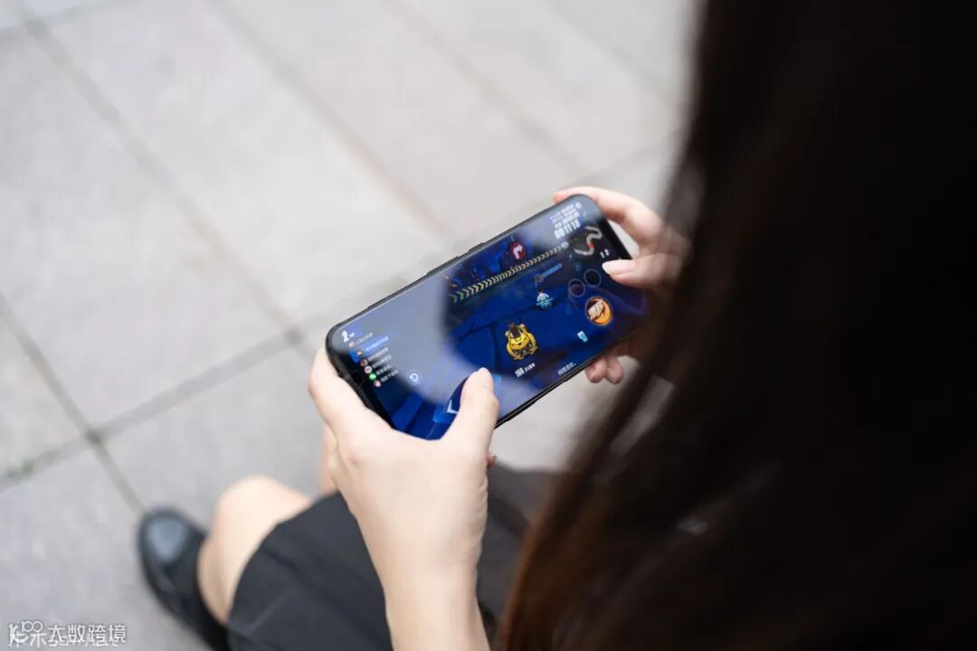 努比亚红魔5G游戏手机