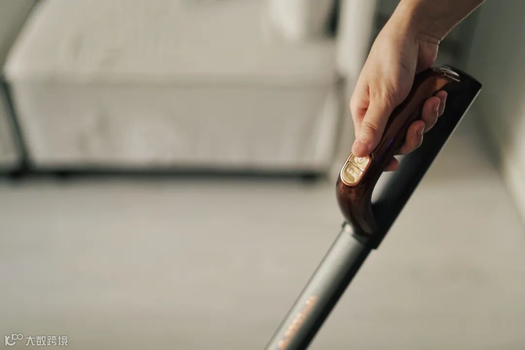 莱克(LEXY)魔洁·立式手持多功能无线吸尘器M12MAX