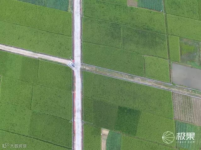 大疆 精灵3 标准版 无人机