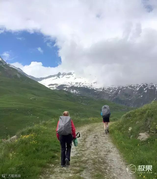 Suunto Traverse Alpha 腕表