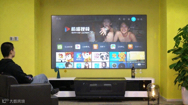 拥有“无边框”百吋电视是什么体验?从此它成了我的解闷神器!