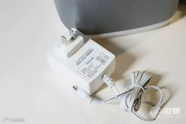 飞利浦小飞智能云音箱