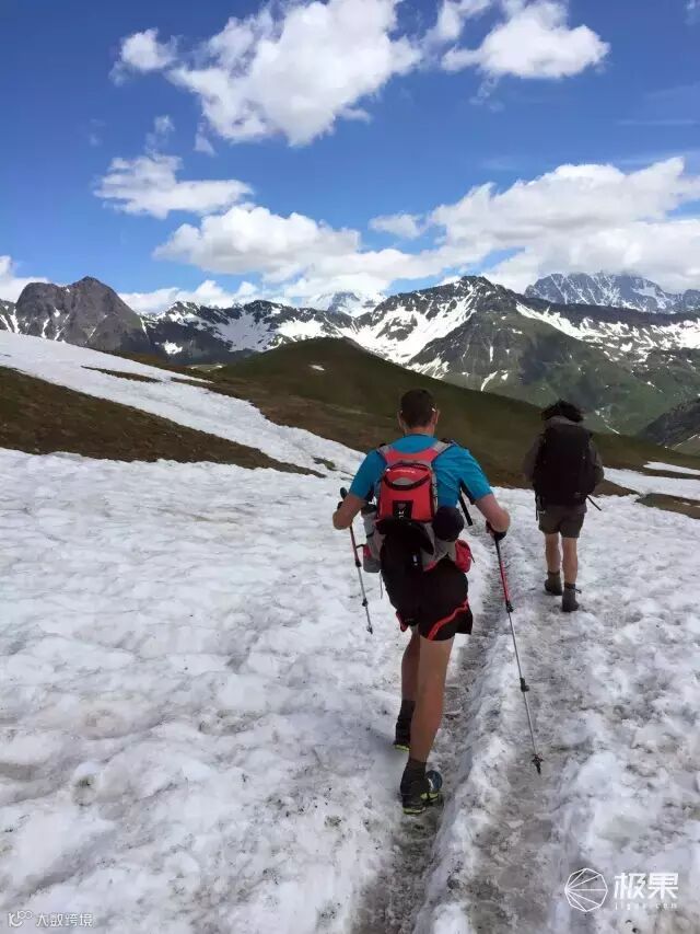 Suunto Traverse Alpha 腕表