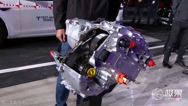 “性能怪兽”!特斯拉“最快电动车”交付,零百2.1秒...卖105万