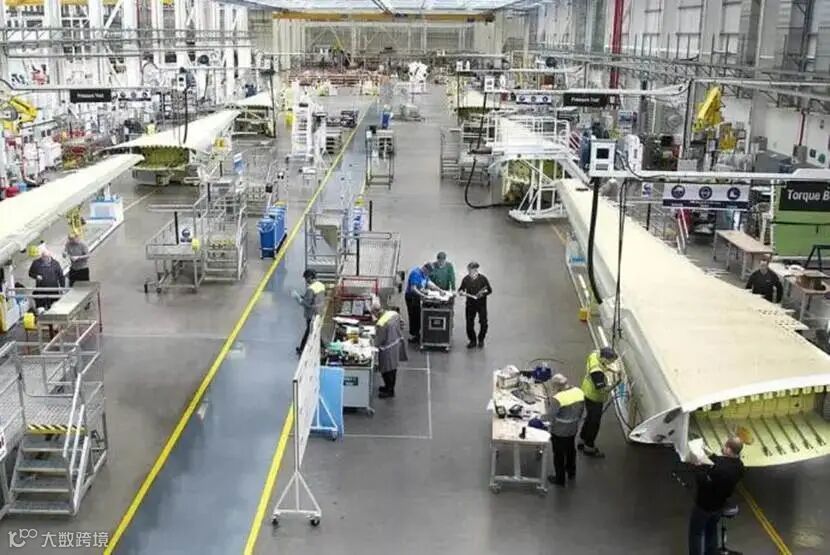 城市街道与高楼大厦的景色

AI 生成的内容可能不正确。