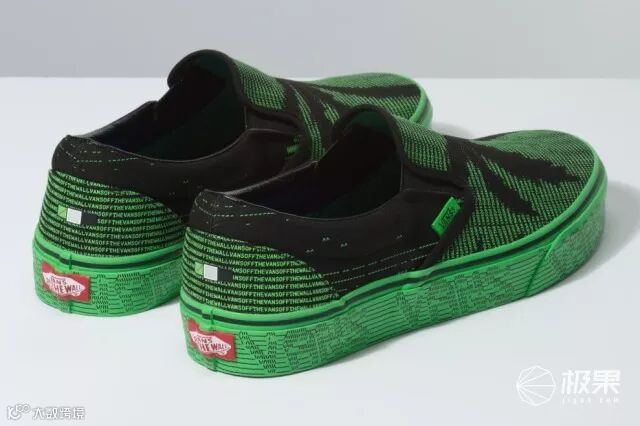 鞋子也玩黑客帝国?Vans全新鞋款发布,灵感来自程序员!