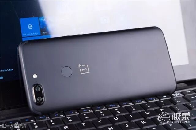 一加(oneplus)5T手机