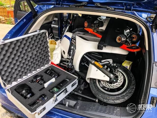 森蓝O2电动摩托车