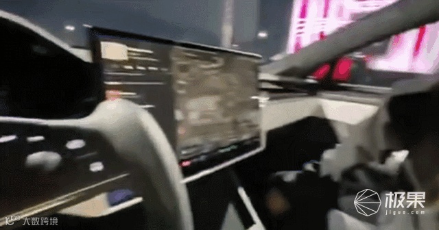 “性能怪兽”!特斯拉“最快电动车”交付,零百2.1秒...卖105万