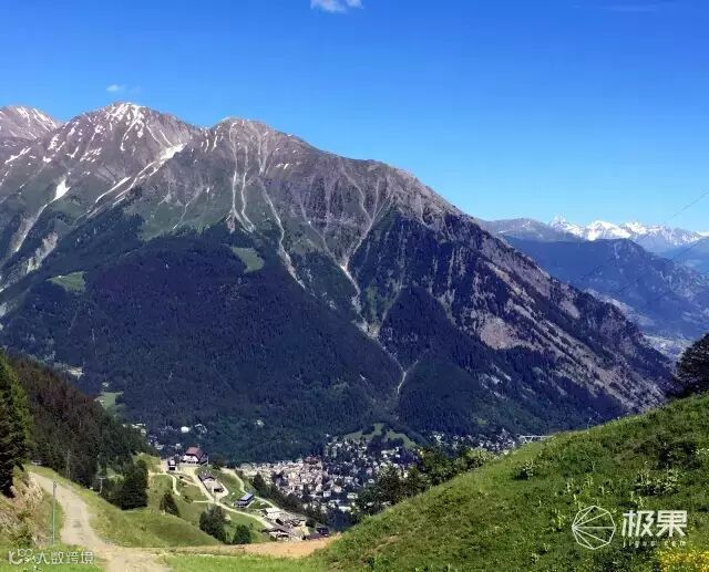 Suunto Traverse Alpha 腕表