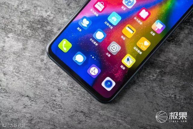 荣耀Magic2评测:麒麟980+无刘海滑盖,这个“快板”有点香