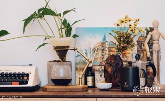 凯驰(Karcher)VC4i手持无绳充电吸尘器