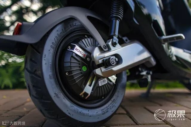 动力强劲续航长久,小牛电动车M+PRO也能有推背感