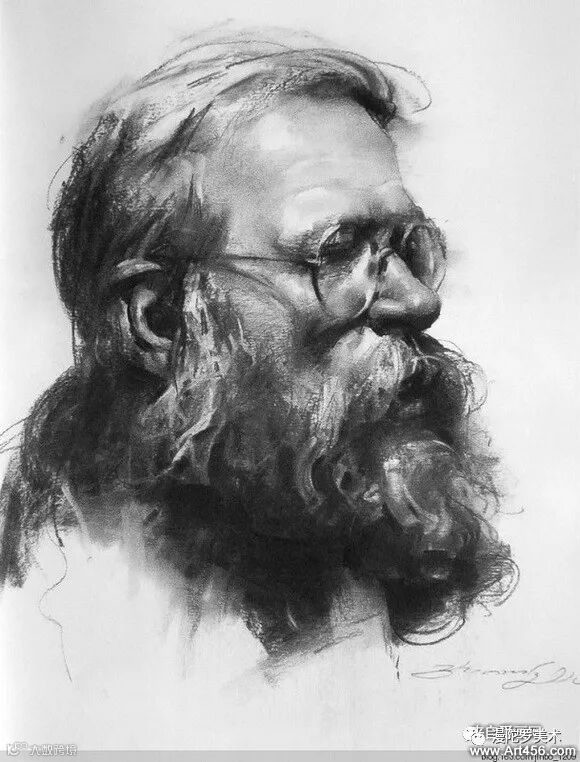 意大利艺术家 Francoclun 超写实素描头像作品欣赏