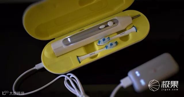 湃齿洁PilogateP7智频声波牙刷