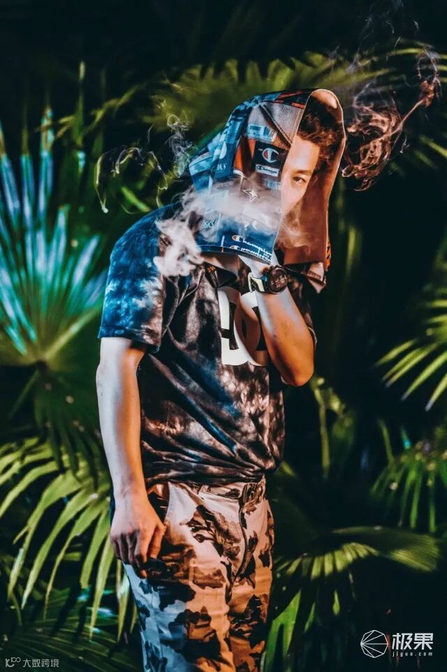 森蓝O2电动摩托车