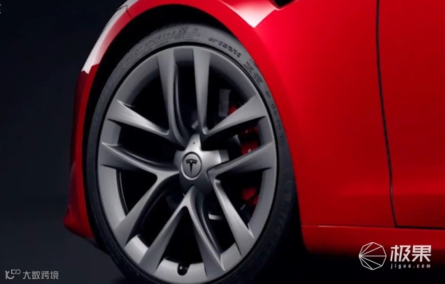 “性能怪兽”!特斯拉“最快电动车”交付,零百2.1秒...卖105万