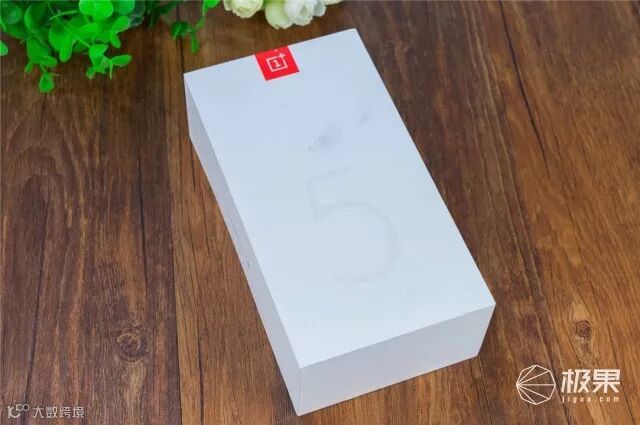 一加(oneplus)5T手机