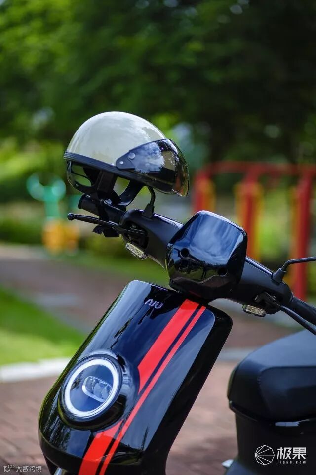 动力强劲续航长久,小牛电动车M+PRO也能有推背感