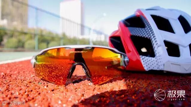 欧克利 Radar EV 运动太阳镜