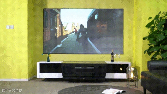 拥有“无边框”百吋电视是什么体验?从此它成了我的解闷神器!
