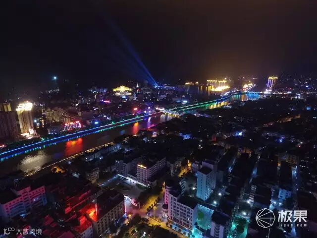 大疆 精灵3 标准版 无人机