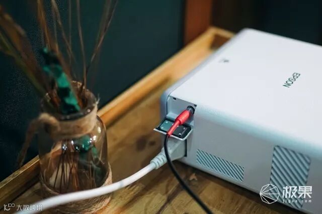 爱普生(Epson)3LCD智能投影机