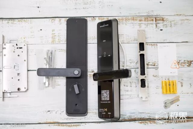 创米小白智能门锁C1