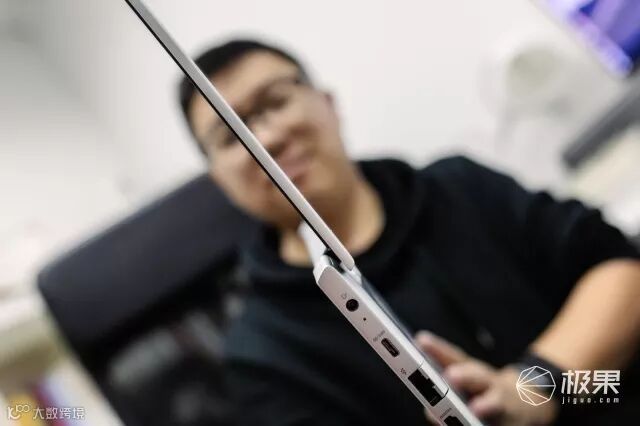 首款13寸双硬盘轻薄本,办公更高效!科技大佬都对它爱不释手|惠普战66二代体验