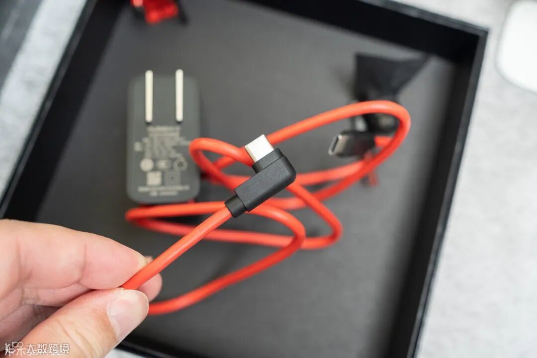 努比亚红魔5G游戏手机