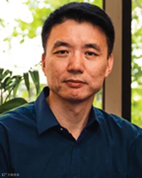 A person in a blue shirt

AI-generated content may be incorrect.