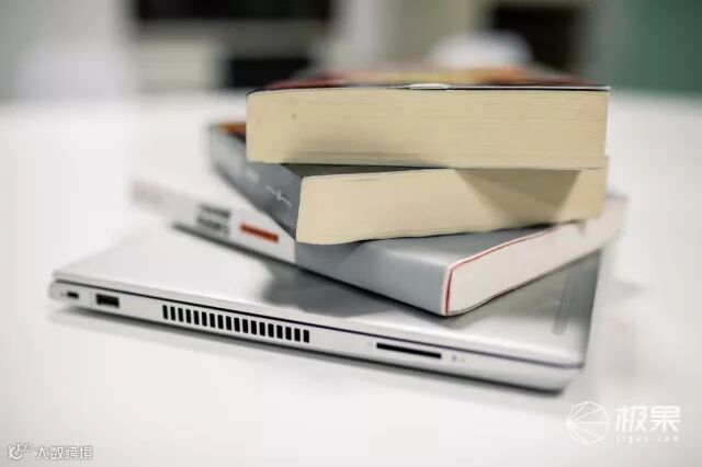 首款13寸双硬盘轻薄本,办公更高效!科技大佬都对它爱不释手|惠普战66二代体验