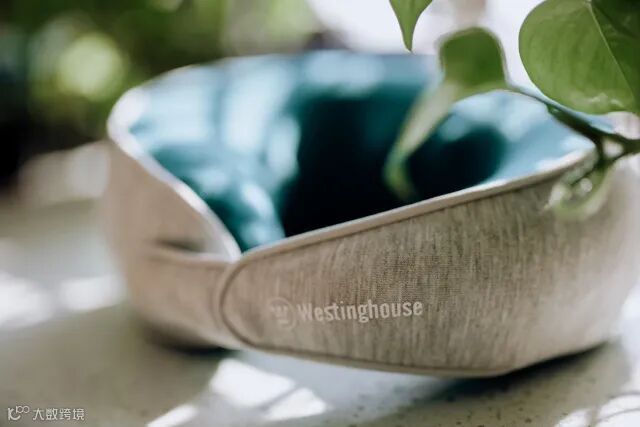 旅行枕也能按摩!戴上就舍不得摘下,自己就可以给颈椎做spa