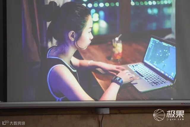 爱普生(Epson)3LCD智能投影机