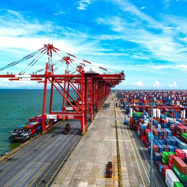 今年前11月广州港外贸吞吐量实现双位数增长