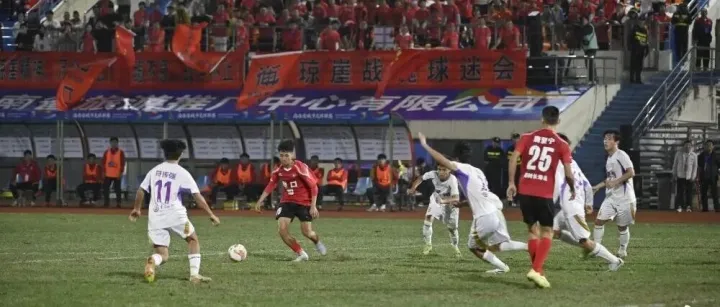 首届“琼超”海口开幕 海口队首战不敌<em>儋州</em>队