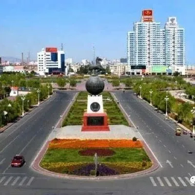 <em>嘉峪关</em>开展治理欠薪专项接访活动