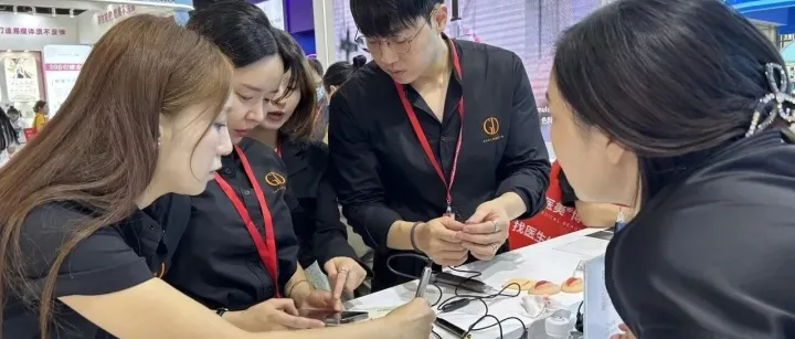 安全与效果兼得？这份20年匠心的纹绣色料答案请收好