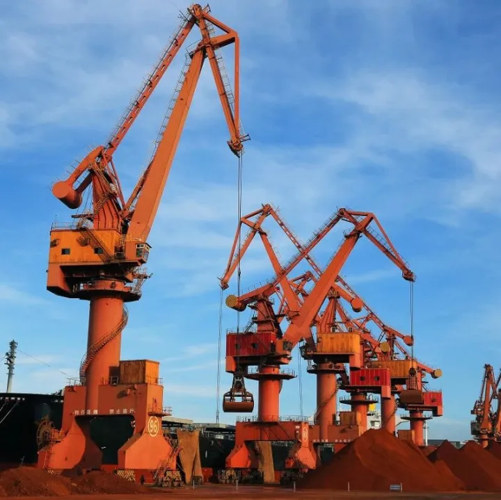 决战有“我” 满格冲刺 | 提前1.5小时离泊！这里交出精益作业优质“答卷”