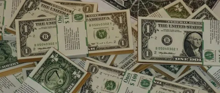 查看您的 2025 年第三季度的中国税务报告