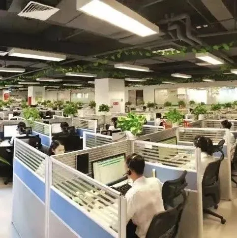 到底如何才能找到人工客服？发疯可以吗？