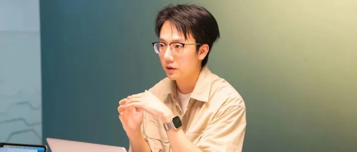 “AI 科学家助手”，助力学生与科学家提升研究！